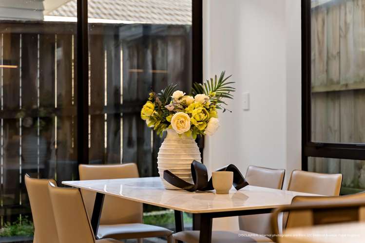 12A Holland Avenue Point England_6