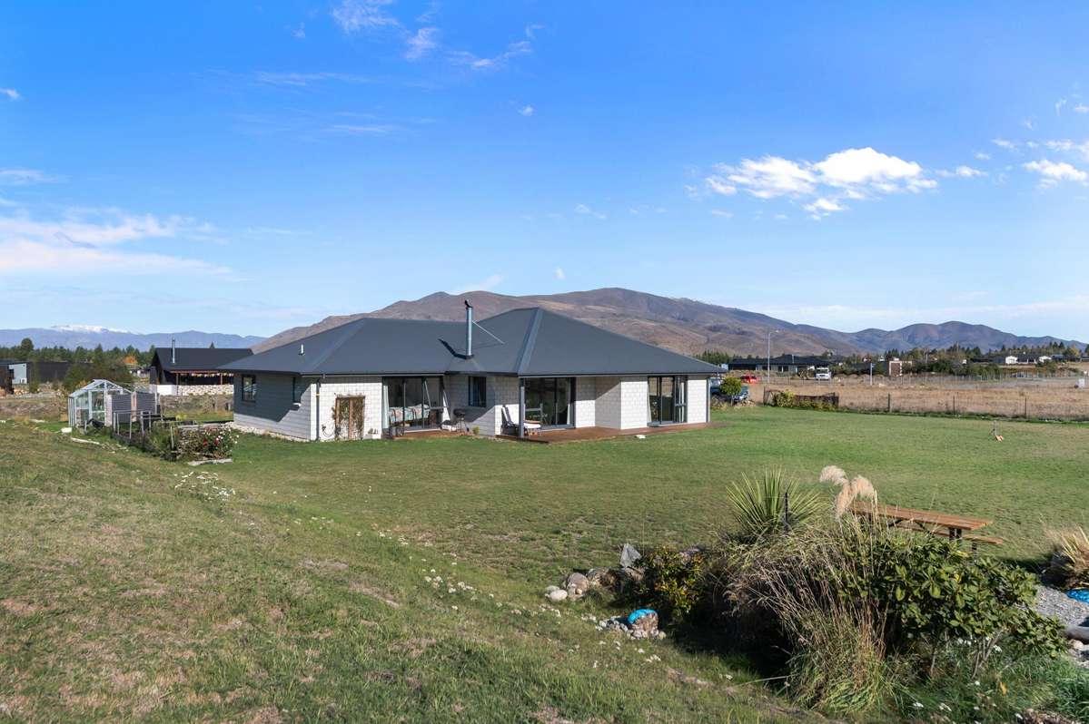 13A Temple Drive_0