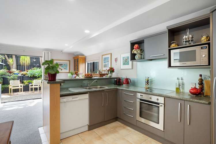 2/11 Paparoa Road Cockle Bay_7