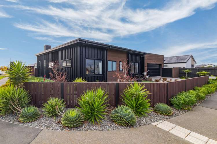 42 Selfe Crescent Burwood_19