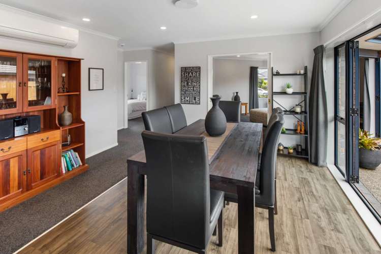 5 Meridian Grove Kelvin Grove_3