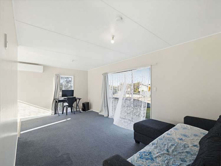 66 Tarbet Street Flaxmere_1