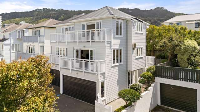 SUNNY AND STYLISH - PREMIUM CITY FRINGE LOCATION