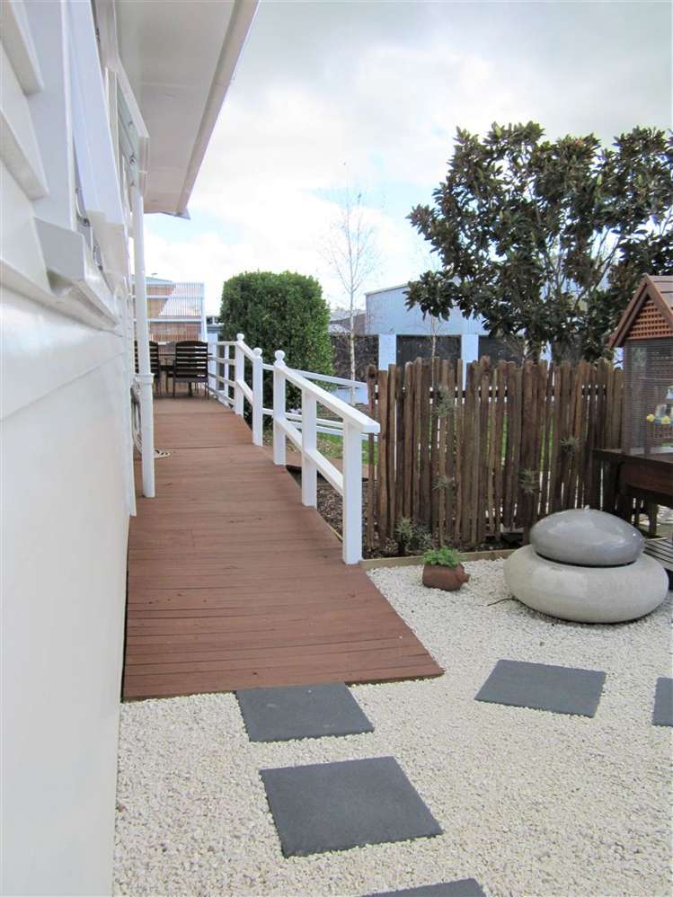 8 Flora Street Paeroa_12