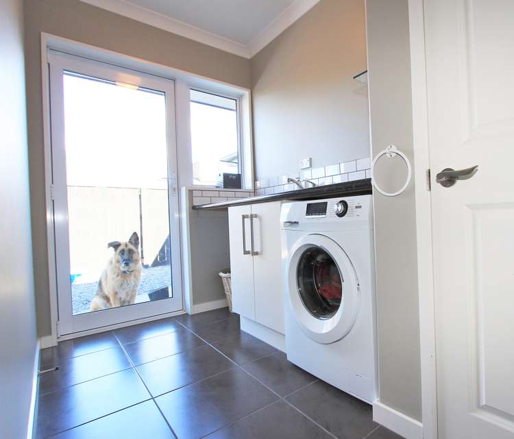 5 Kensington Place Springlands_17