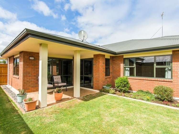 27 Gilligan Close College Estate_4