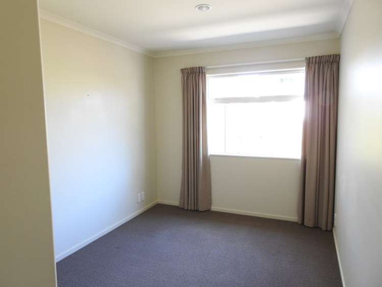 10 Windsor Drive Britannia Heights_6