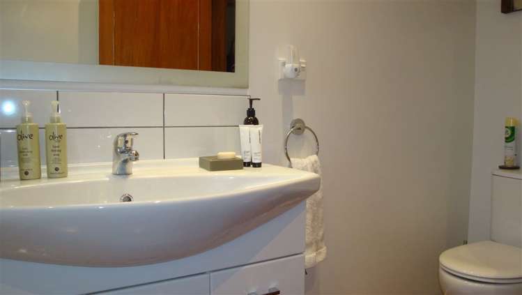 18 Andrew Street Marchwiel_13