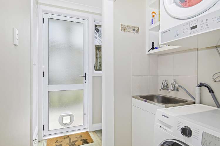 12A Whenua View Tītahi Bay_11