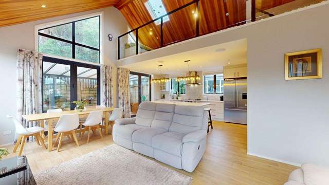 Executive Residence – Elegance, Space, and Security in Central Karori