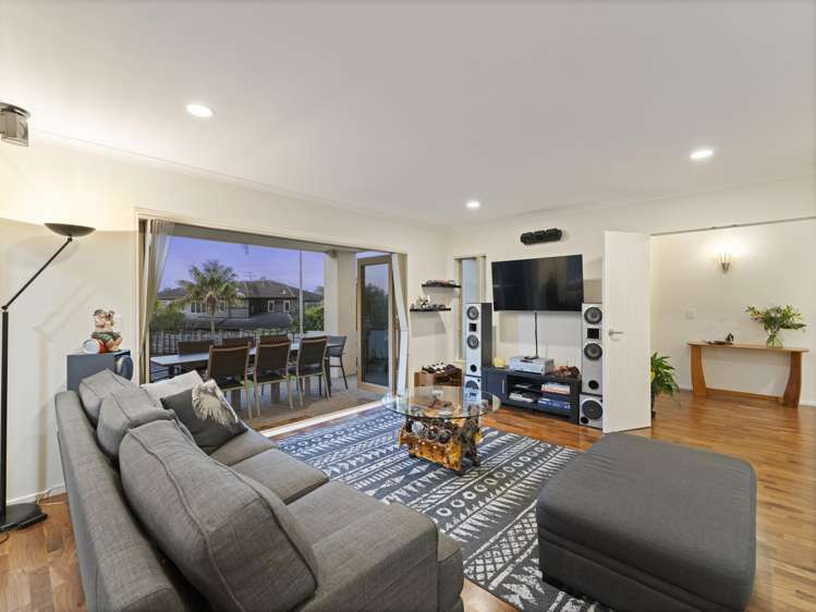 8 Tui Brae Beachlands_25