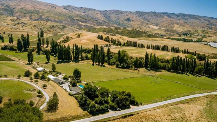 192 Heaney Road Cromwell_1