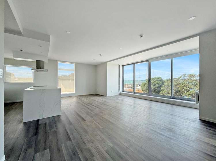 3a/18 King Edward Parade Devonport_0