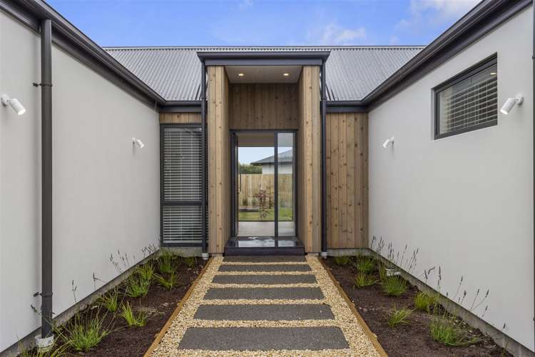 22 Mcquillan Avenue Woodend_21