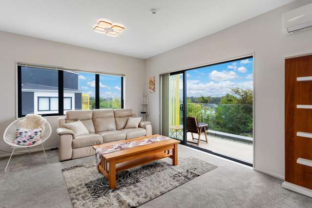 3 & 4/43A Waimumu Road Massey_3