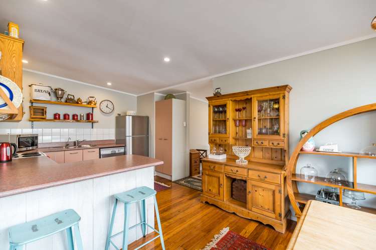 16 Bonita Avenue Stanmore Bay_12