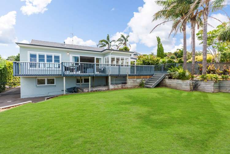 18 Beach Road Mellons Bay_29