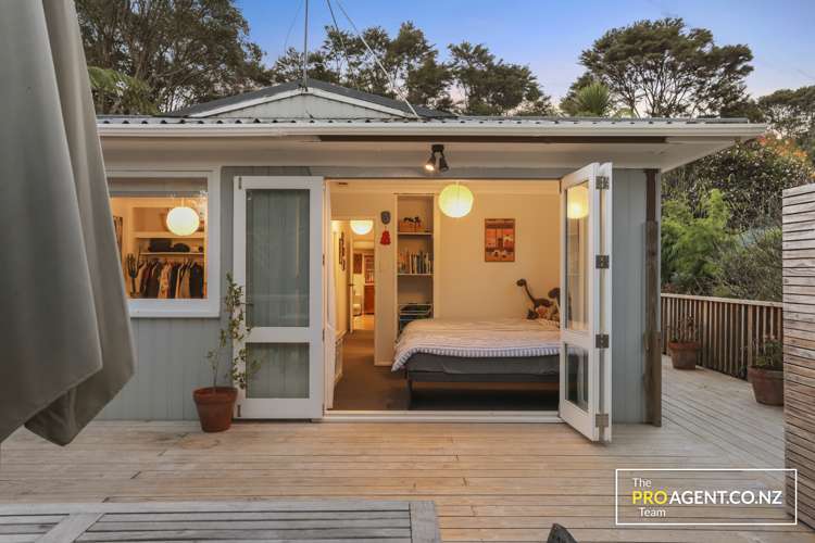 146 Woodlands Park Road Titirangi_19