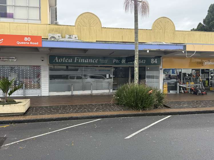 84 Queens Road Panmure_5