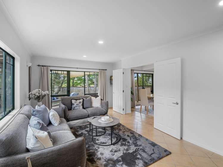 2/62 Target Road Totara Vale_9