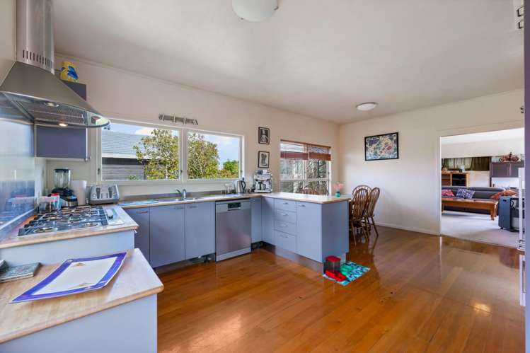 705 Richardson Road Mount Roskill_10