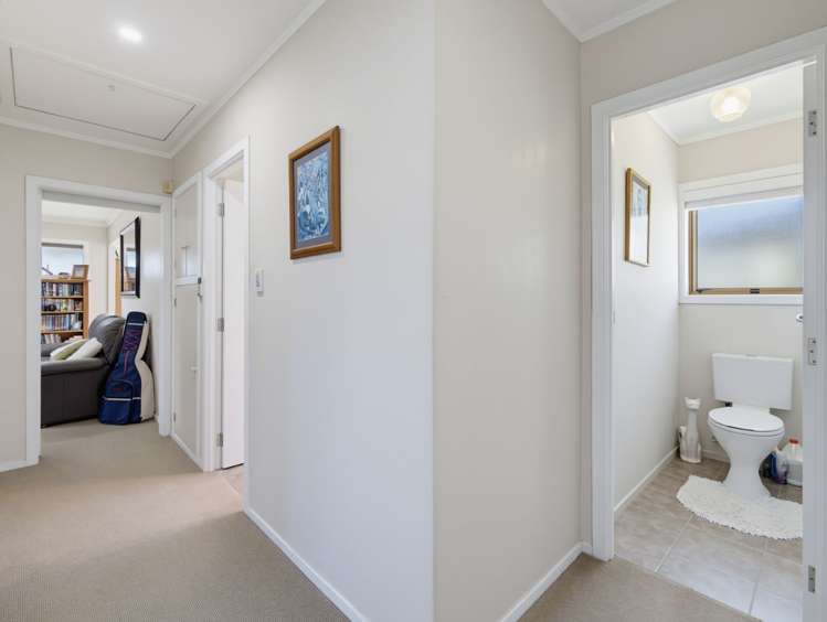 2/18 Glengowan Place Conifer Grove_12