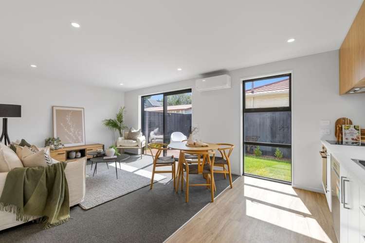 2/15 Cameron Street Sydenham_3