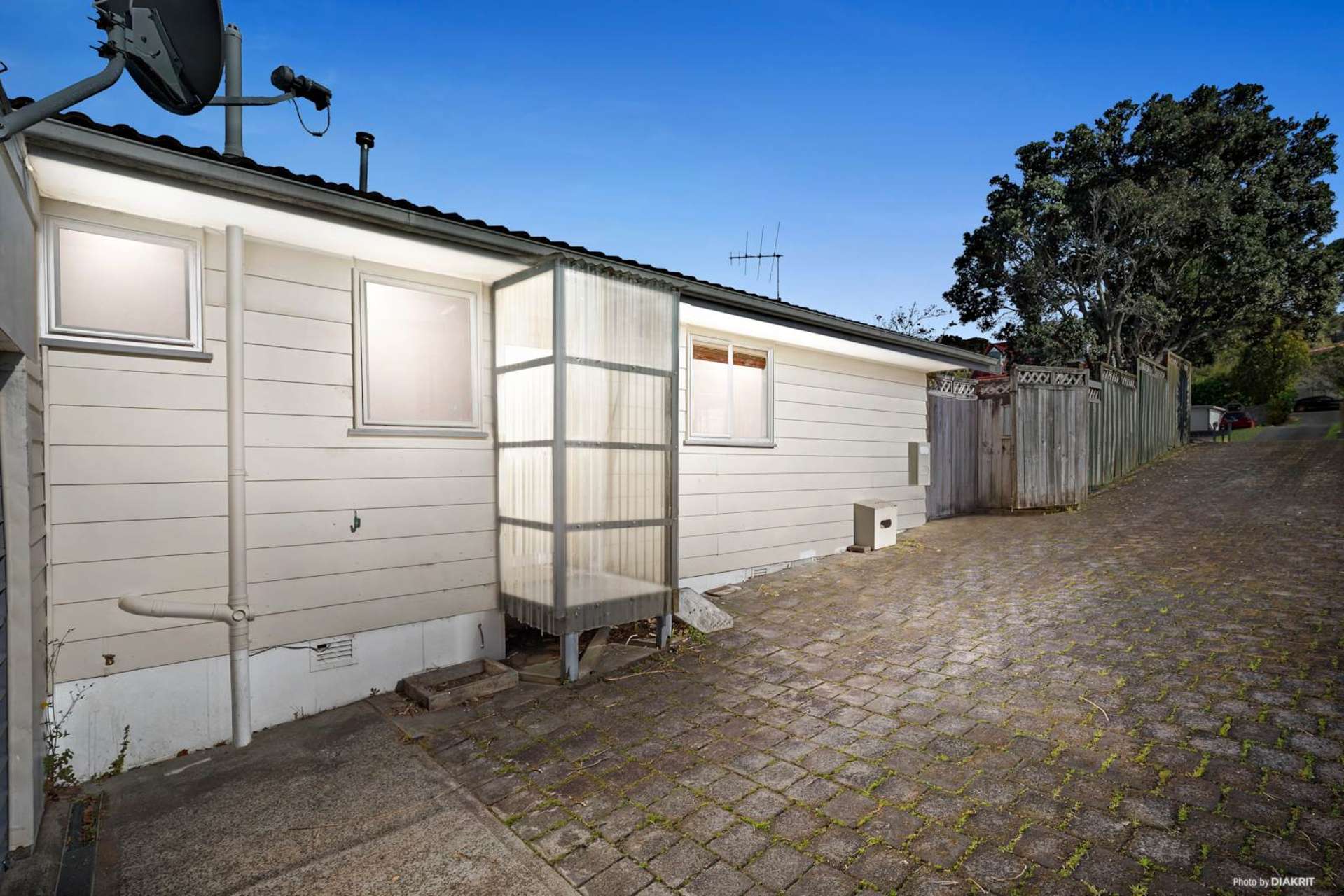 1/22 Lambrown Drive Totara Vale_0