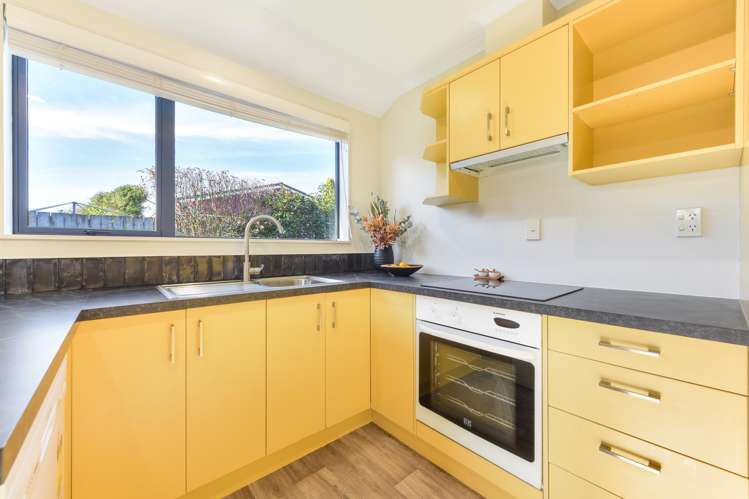 11 Otia Drive Richmond_4