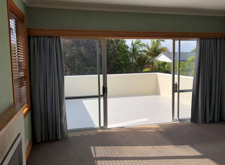 145 Golf Road Titirangi_13