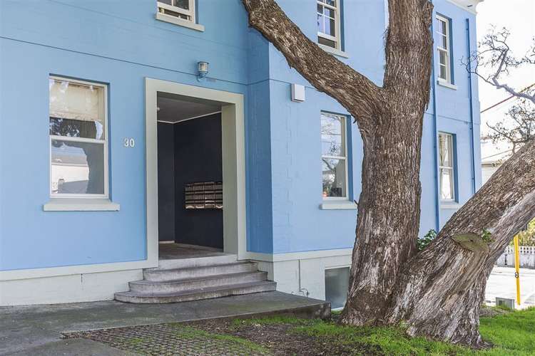 21/30 Hanson Street Mount Cook_13