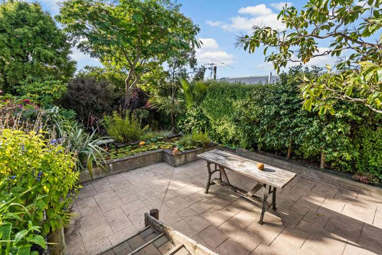 102 Moncks Spur Road Redcliffs_17