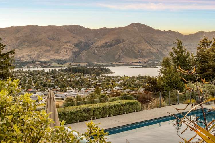 52 Kirimoko Crescent Wanaka_2