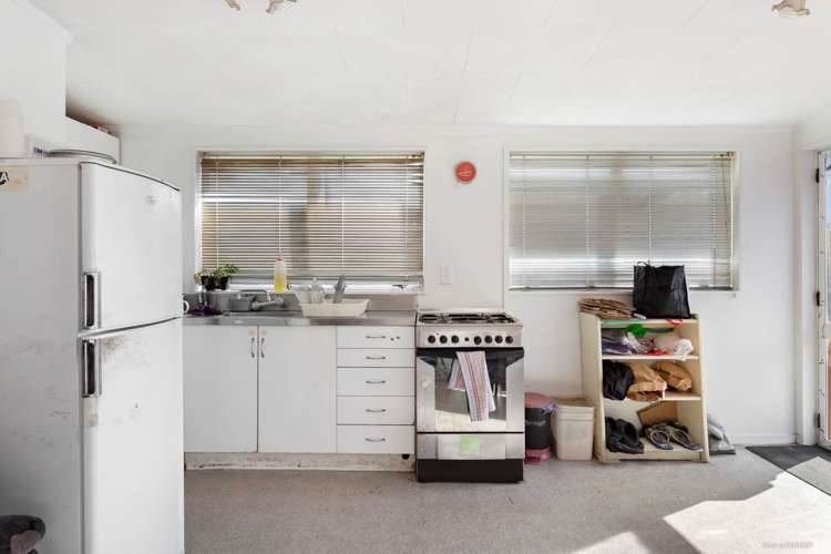 1/113 Mokoia Road Birkenhead_11