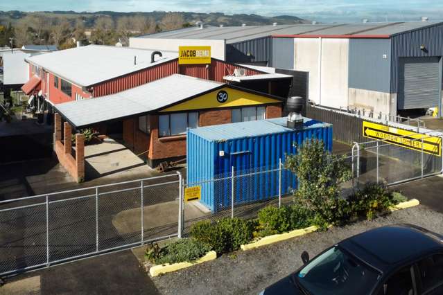 SECURE INDUSTRIAL PROPERTY IN DRURY