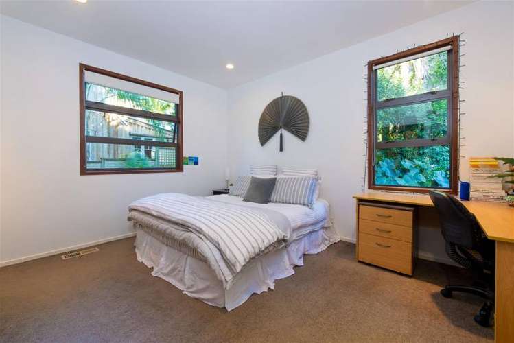 10 Westbourne Road Murrays Bay_10