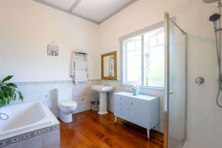 15 Kowhai Road Mairangi Bay_17