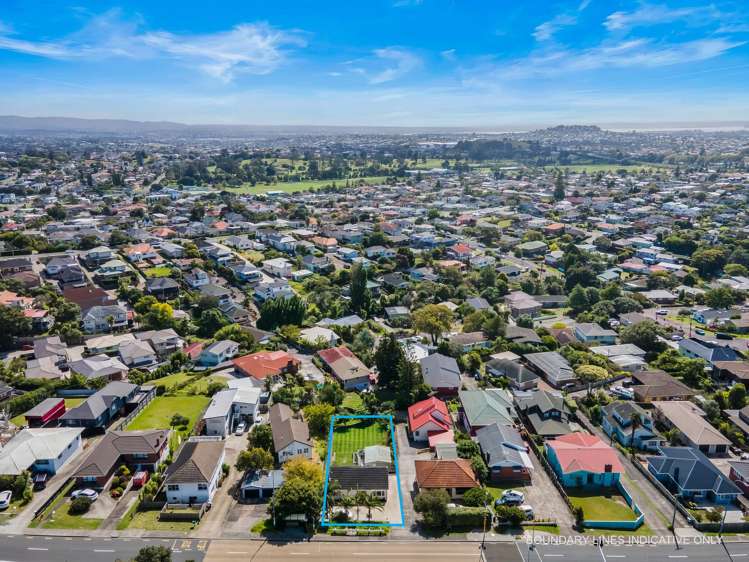 255 Hillsborough Road_2