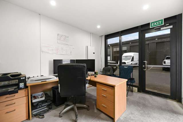 8/23 Bristol Place Te Rapa_3