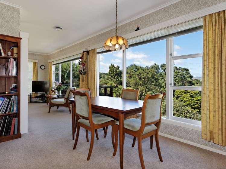 1117 Huia Road Huia_4