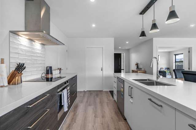 14 Ralph Moir Drive Te Anau_2