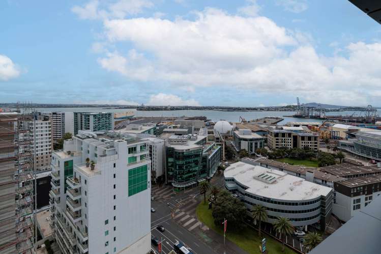 13A/100 Anzac Avenue City Centre_11