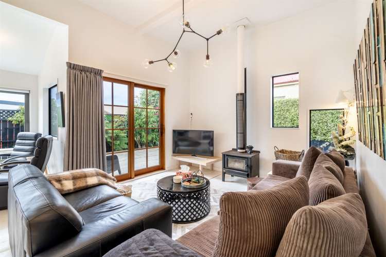 90 Thames Street Avenal_6