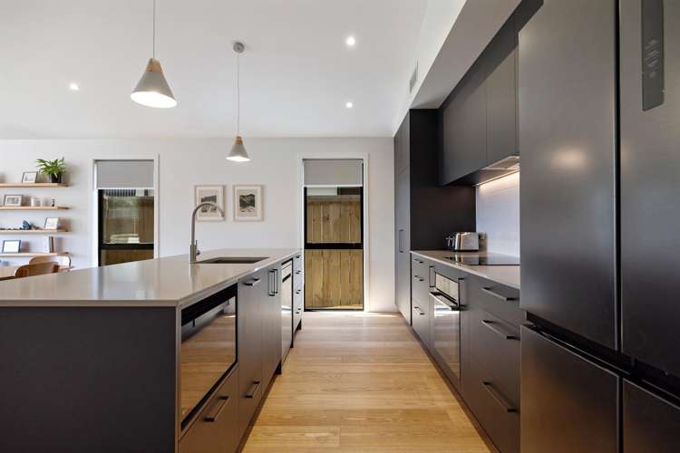 8 Plough Street Jacks Point_7