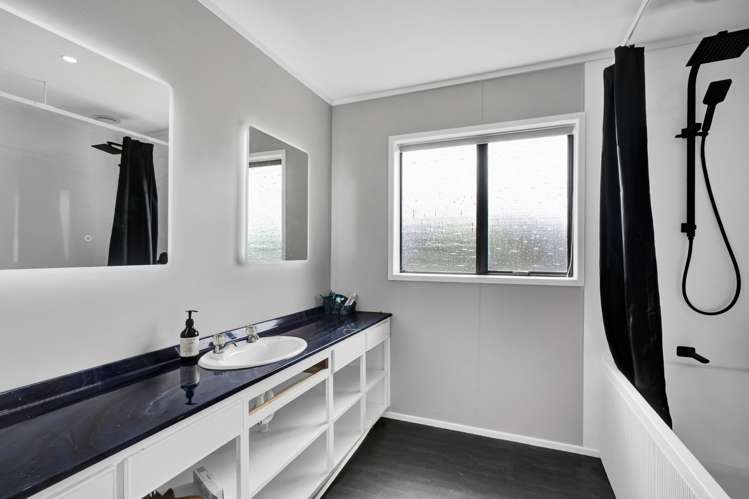 5 Bronte Place Whalers Gate_19