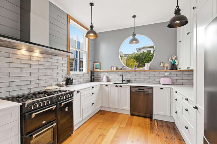 13 Daniell Street Newtown_8