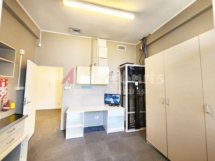 58 Commercial Road Helensville_18