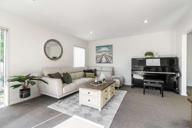5b Ludlow Terrace Totara Vale_2