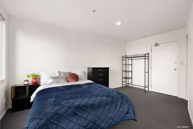 13D/33 Mount Street City Centre_3