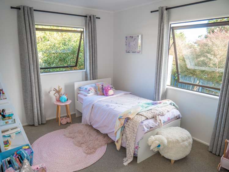 19 Stratford Drive Cable Bay_18